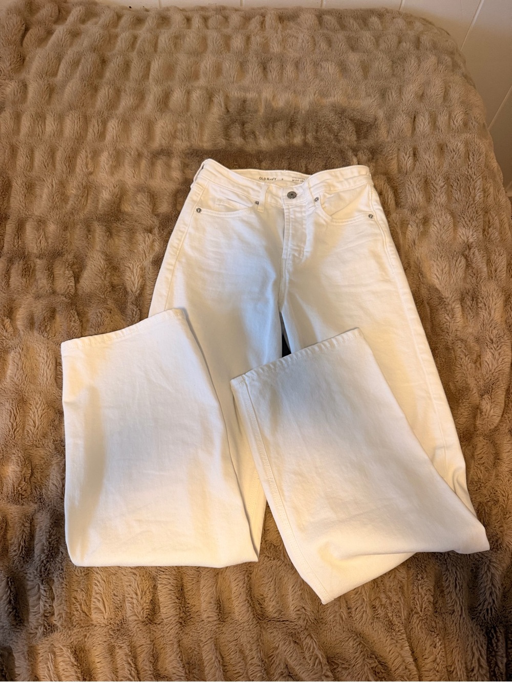 Old Navy Extra High Rise Wide Leg Jeans